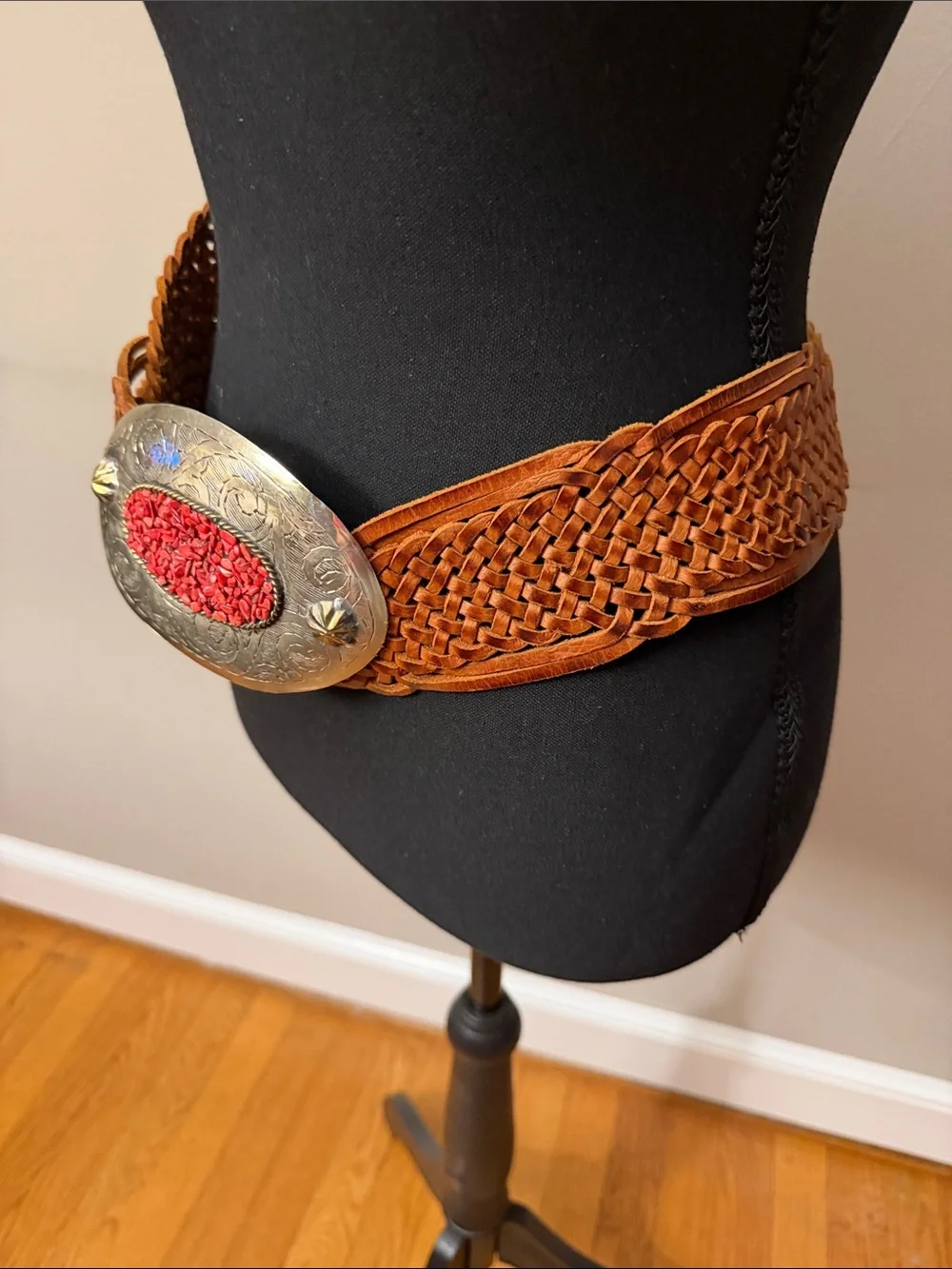 Chico’s Genuine Leather Woven Belt M/L Moroccan Silver Red Stone Buckle